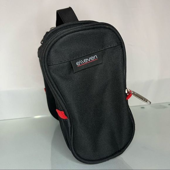 COPY - Hanging Toiletry Bag with Excellent Organization - Picture 5 of 7